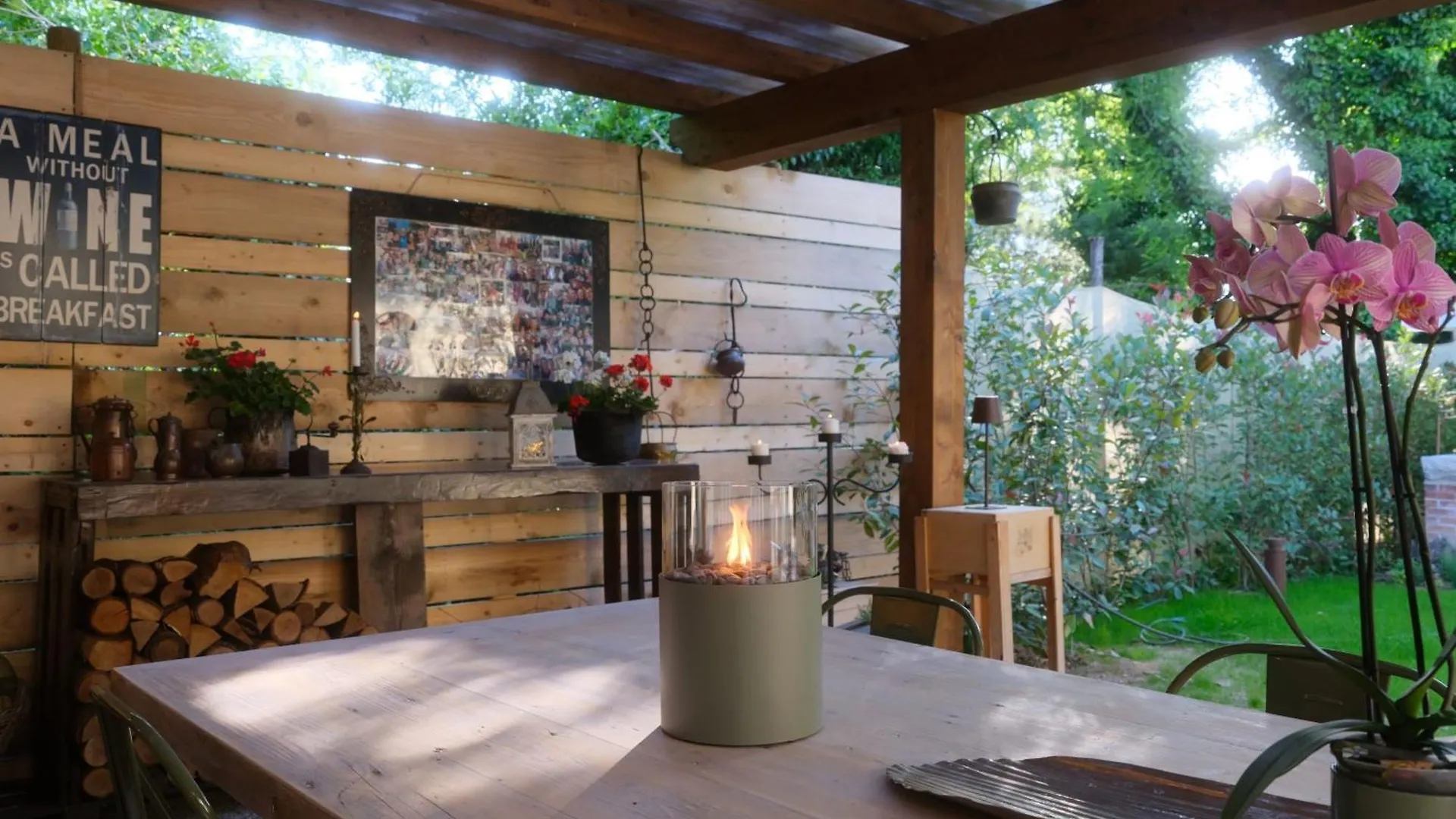 ***** Frühstückspension Casal Di Peppe B&B Orentano Italien